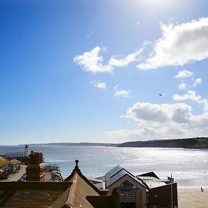 The Stoop, Stunning Sea Views! Scarborough